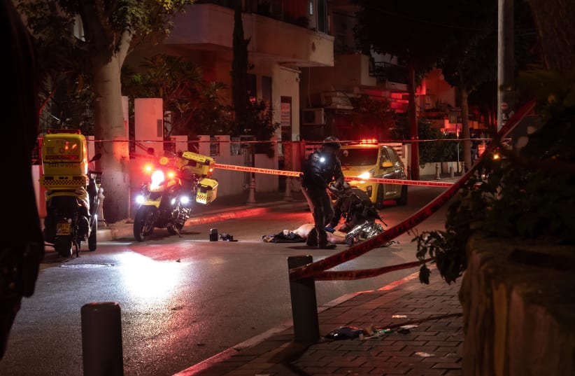 Attentato a Tel Aviv: quattro feriti in un accoltellamento, aggressore neutralizzato