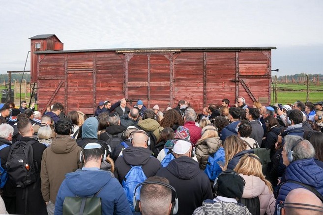 Giorno della Memoria, ad Auschwitz 150 studenti per il viaggio del Comune di Roma