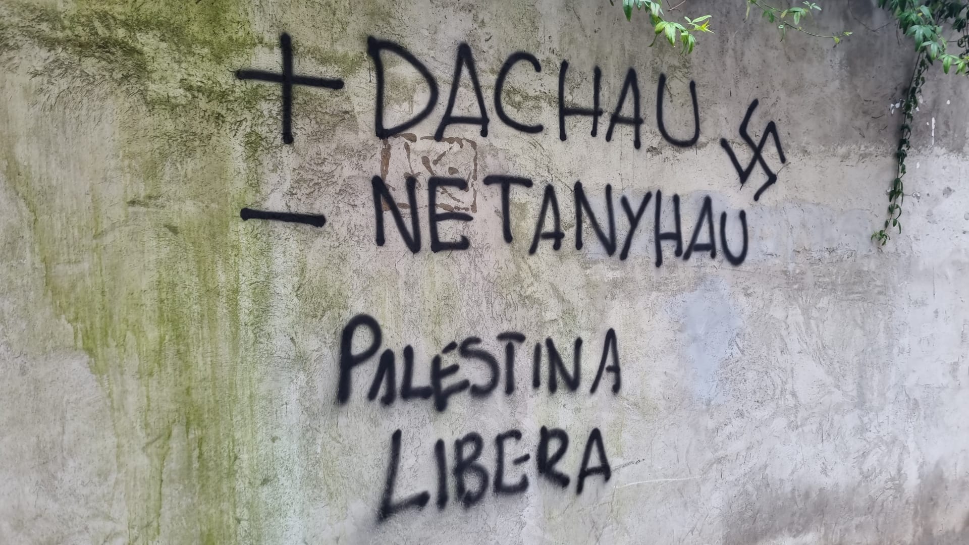 Roma, scritte antisemite nel quartiere Parioli