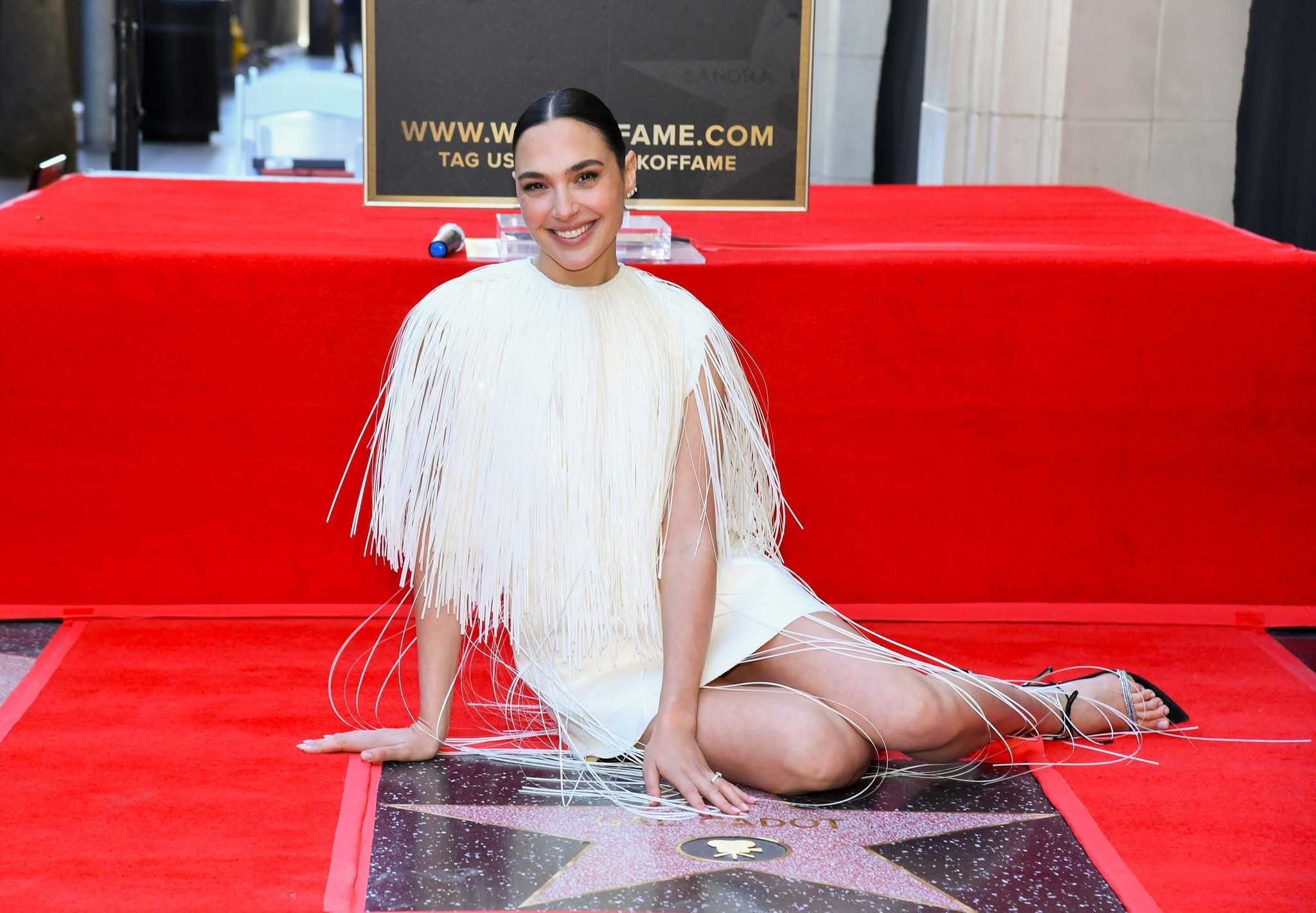 Gal Gadot è la prima attrice israeliana a ricevere una stella sulla Walk of Fame